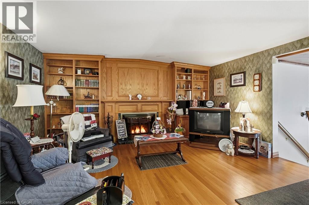 338 ALBANY Street - 5