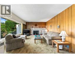 4243 Delbrook Avenue, North Vancouver, BC V7N4A4 Photo 11