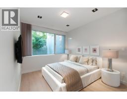 3023 Mathers Avenue, West Vancouver, BC V7V2K3 Photo 24