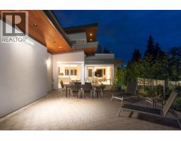 3023 Mathers Avenue, West Vancouver, BC V7V2K3 Photo 36