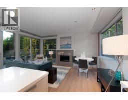 3023 Mathers Avenue, West Vancouver, BC V7V2K3 Photo 9