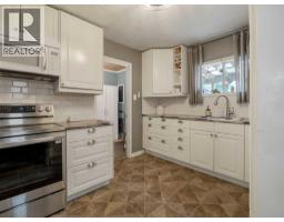 925 9 Street S - photo 25