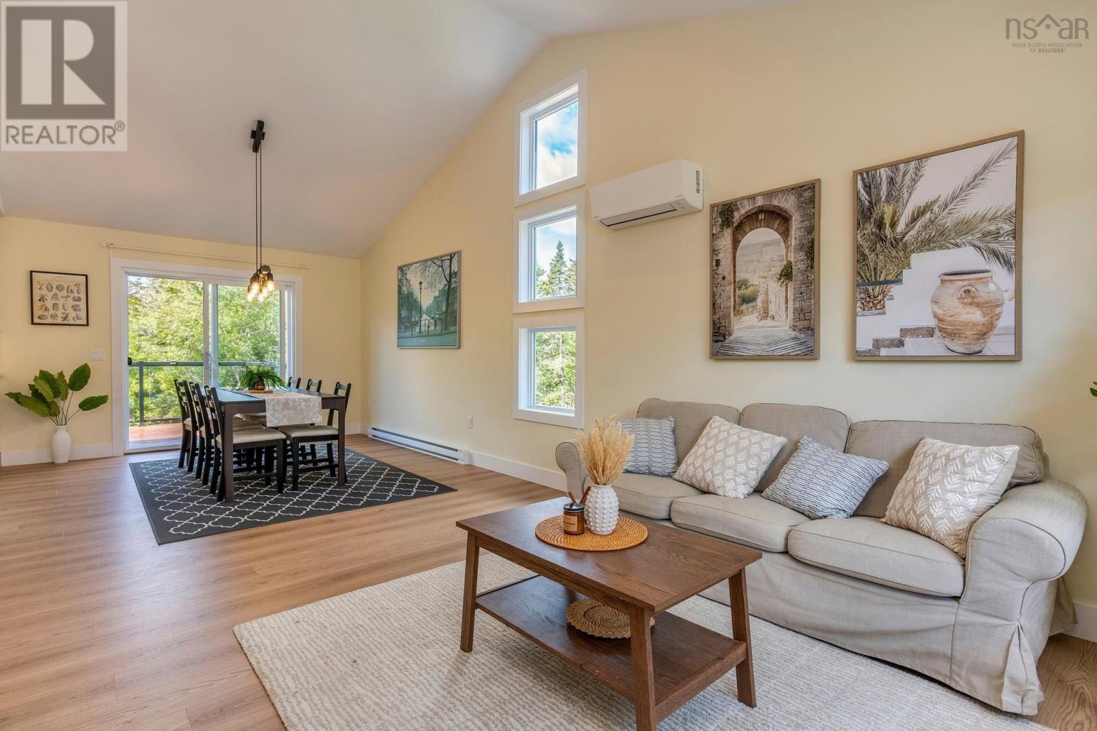 Property 7 of 51 of 42 Whitbury Court