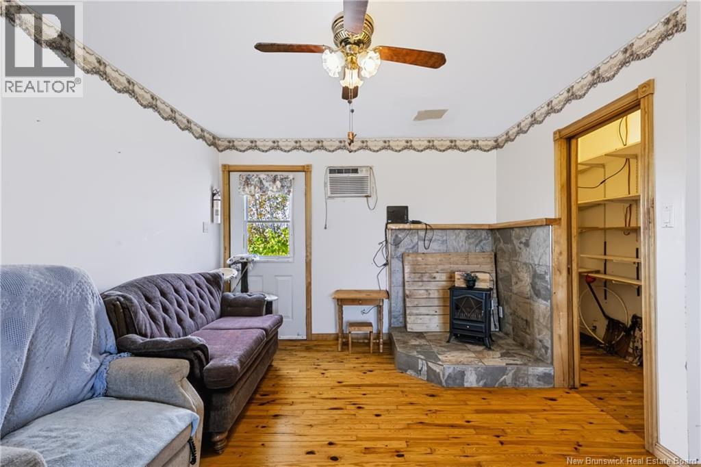 90 Frog Lake Road - 16