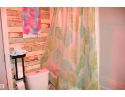 #54 4202 45 St, Wetaskiwin, AB T9A2L3 Photo 8