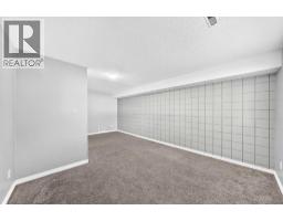 7409 37 Avenue Nw, Calgary, AB T3B1W8 Photo 36