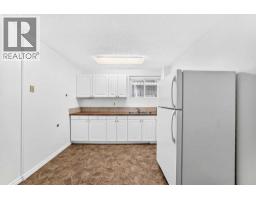7409 37 Avenue Nw, Calgary, AB T3B1W8 Photo 29
