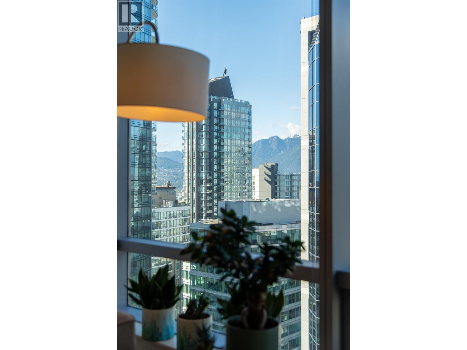 2704 1111 ALBERNI STREET, Vancouver