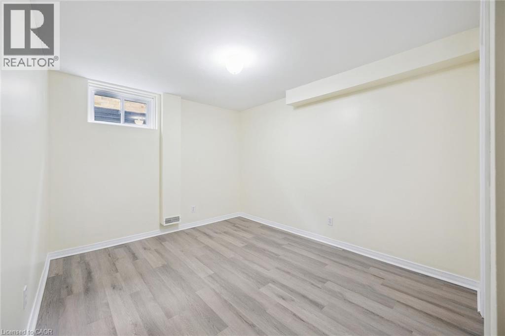 233 Dearborn Boulevard — photo 13