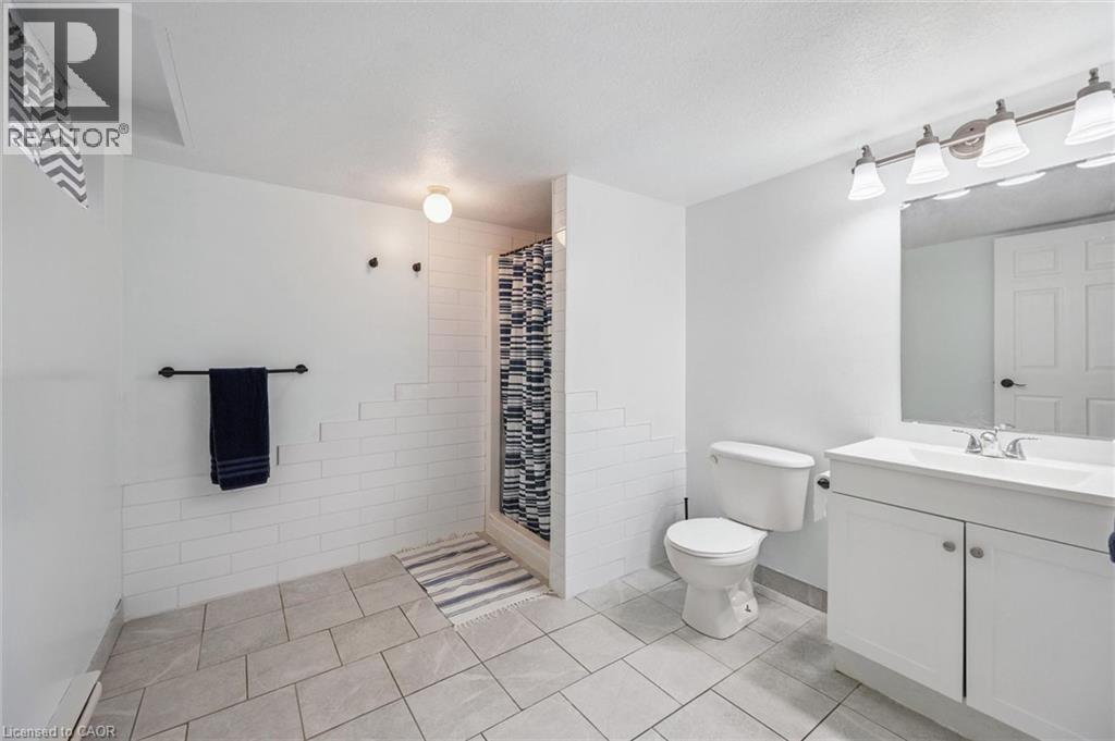 233 DEARBORN Boulevard Unit# Lower, Waterloo — photo 11