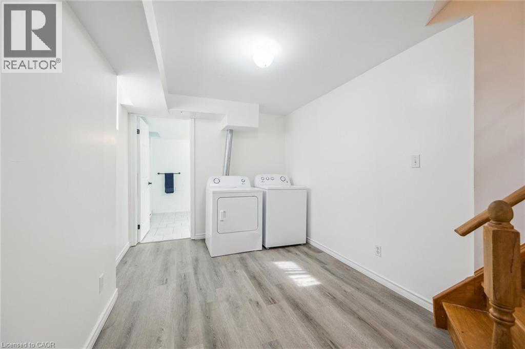 233 DEARBORN Boulevard Unit# Lower, Waterloo — photo 10