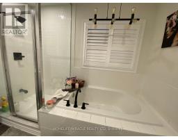 100 Dolobram Trail, Brampton, ON L7A4Y4 Photo 14