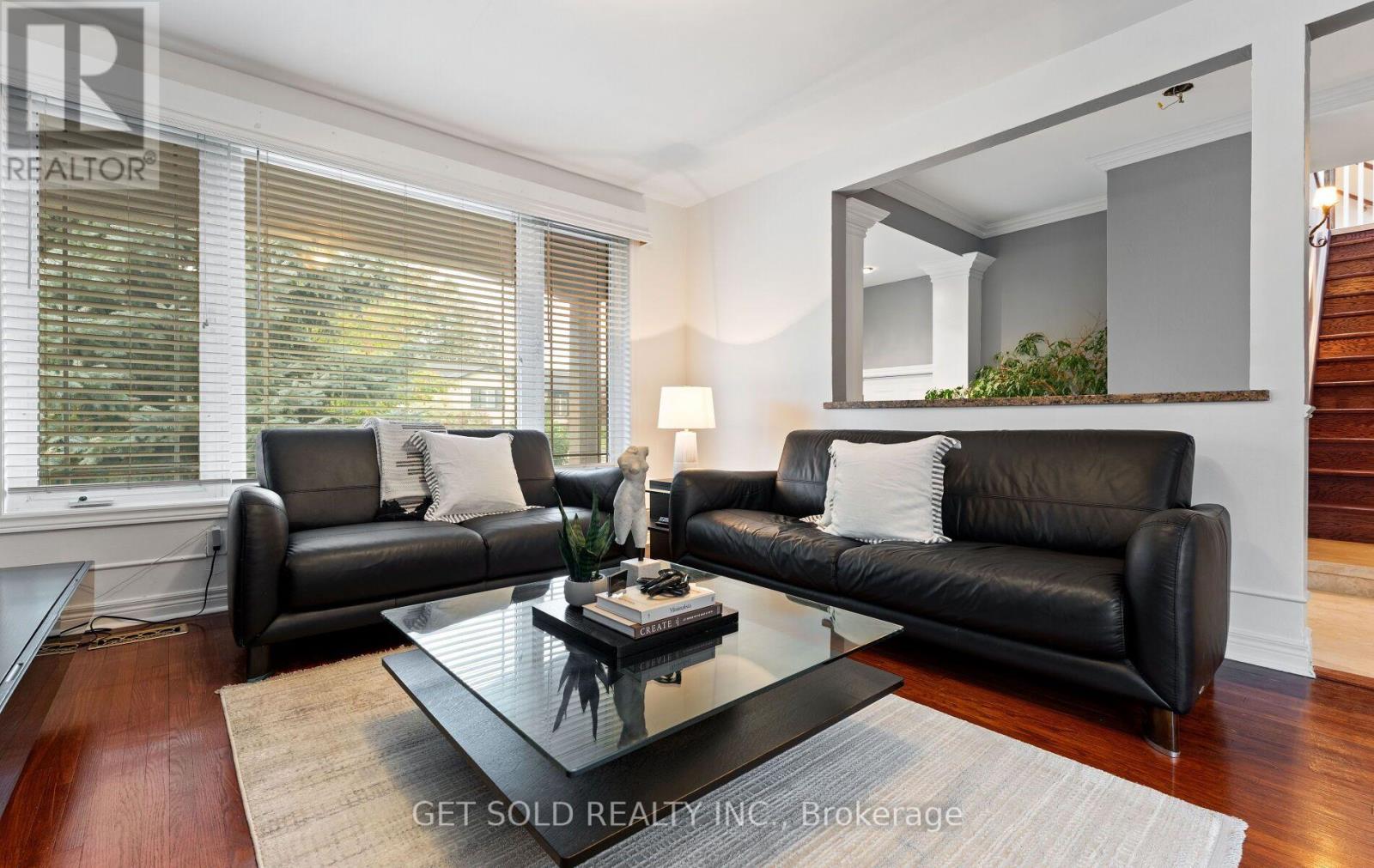 19 Feller Road, Toronto, ON photo 8