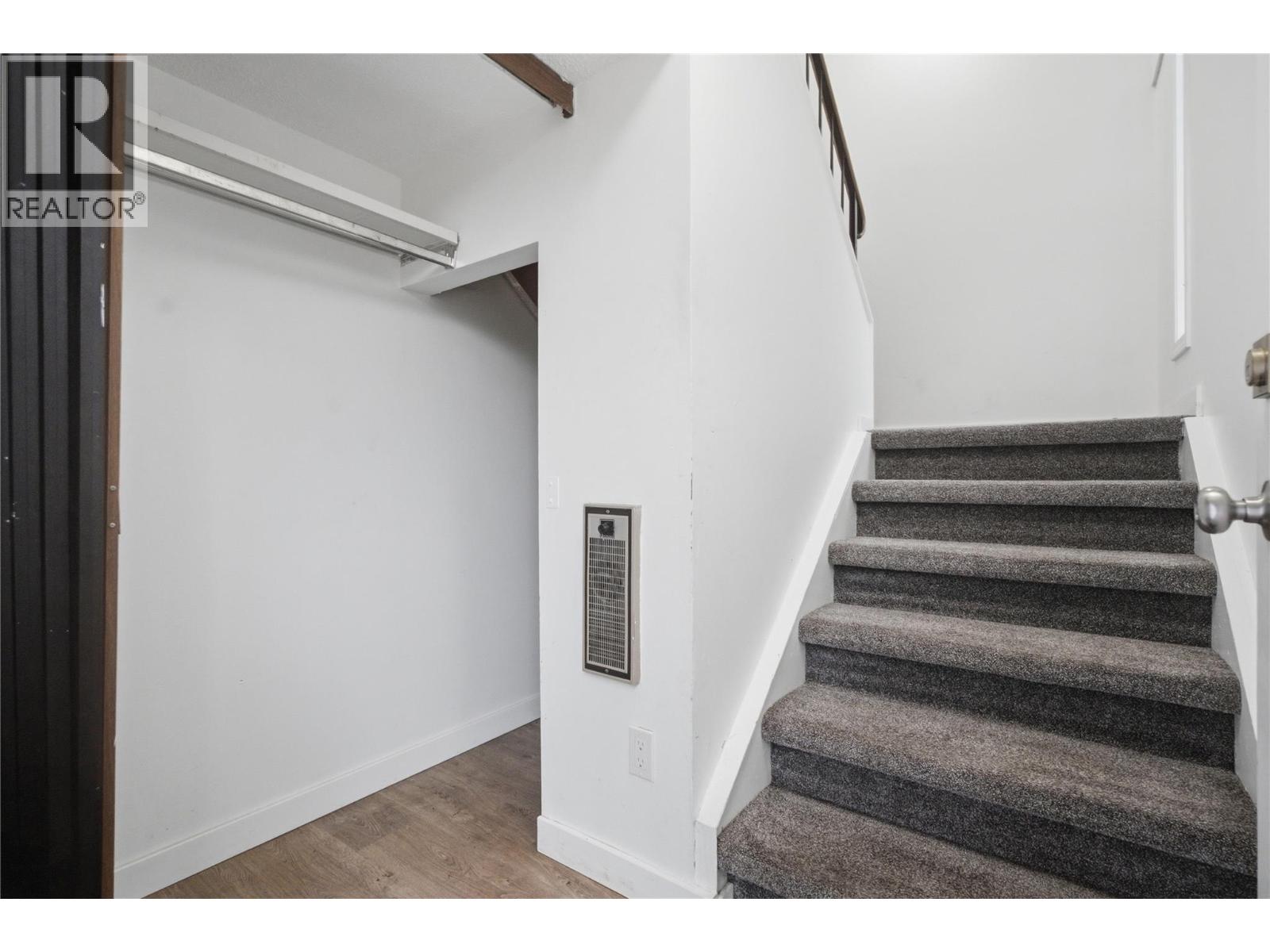 #53 1435 Summit Drive - 22