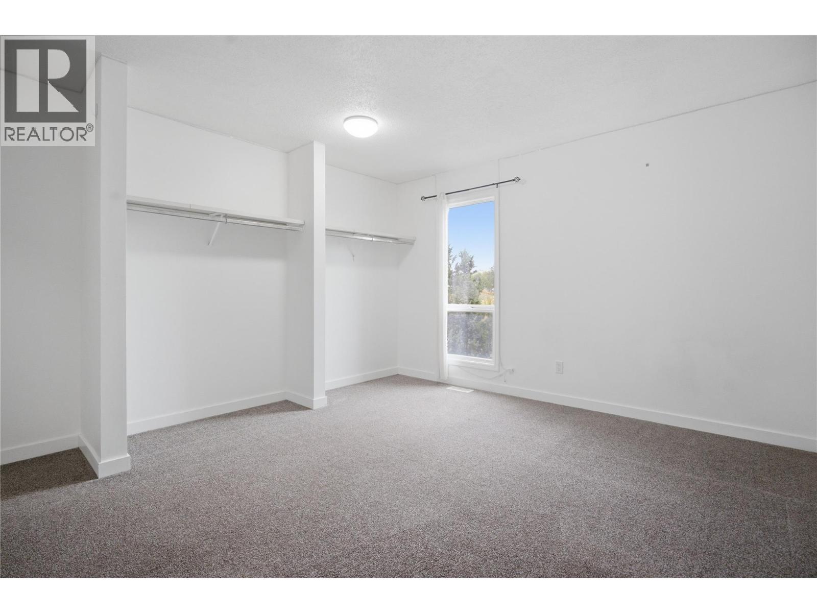 #53 1435 Summit Drive - 18