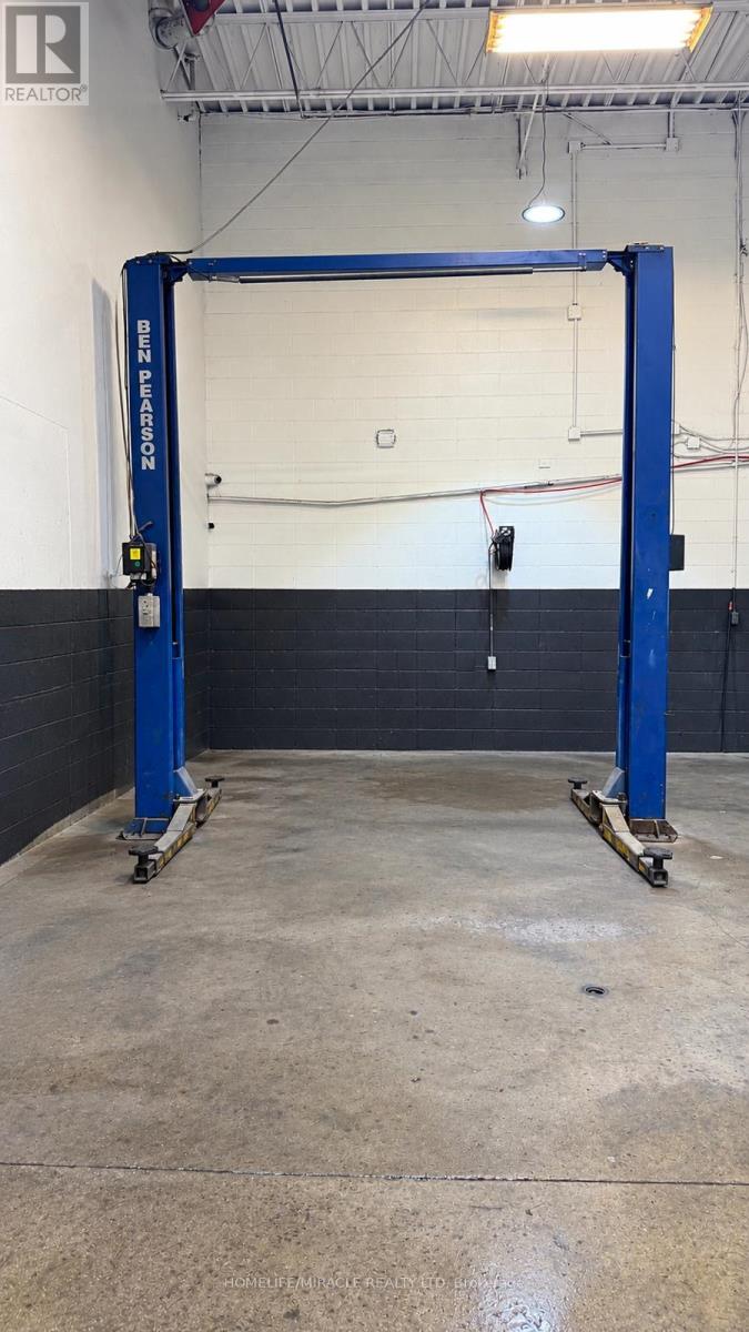 #4 - 5657 HWY 7, Vaughan (West Woodbridge Industrial Area) — photo 10