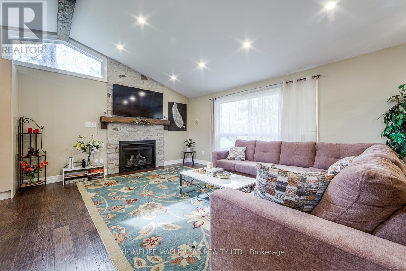 64312 DUFFERIN COUNTY ROAD 3 - 14