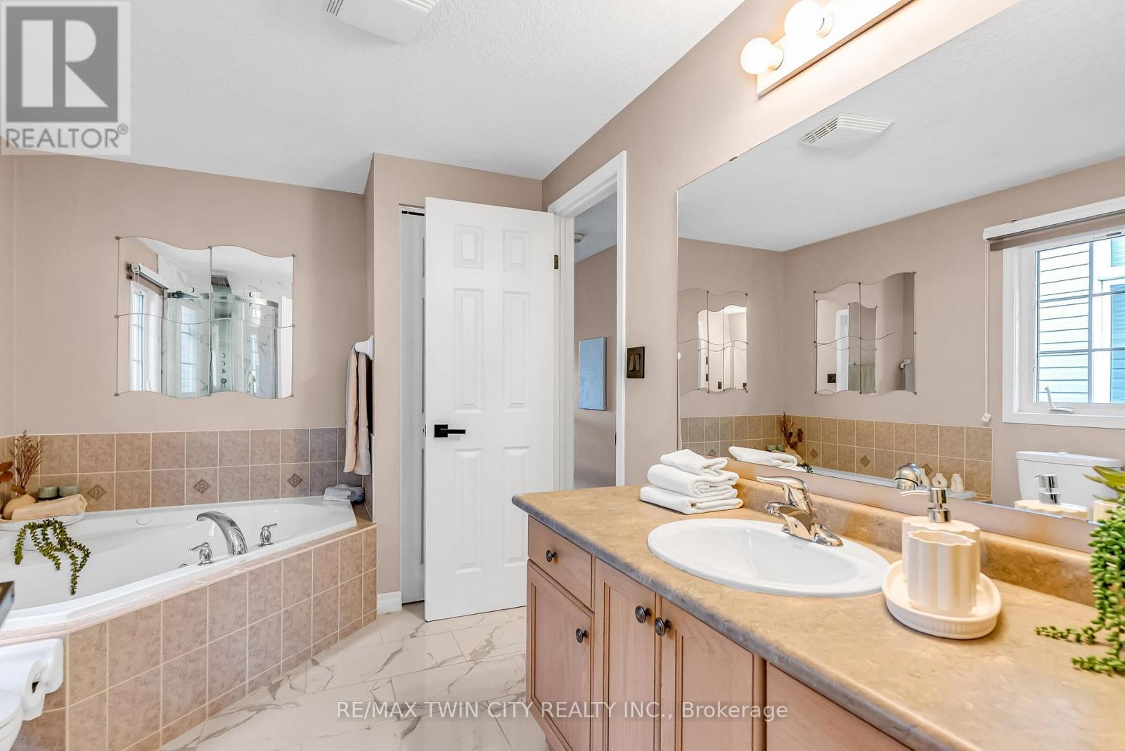 193 Mountain Laurel Crescent, Kitchener, ON photo 26