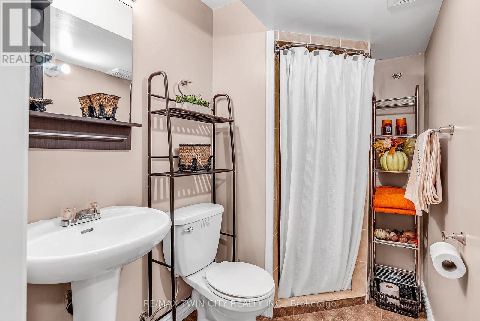 193 Mountain Laurel Crescent, Kitchener, ON photo 31