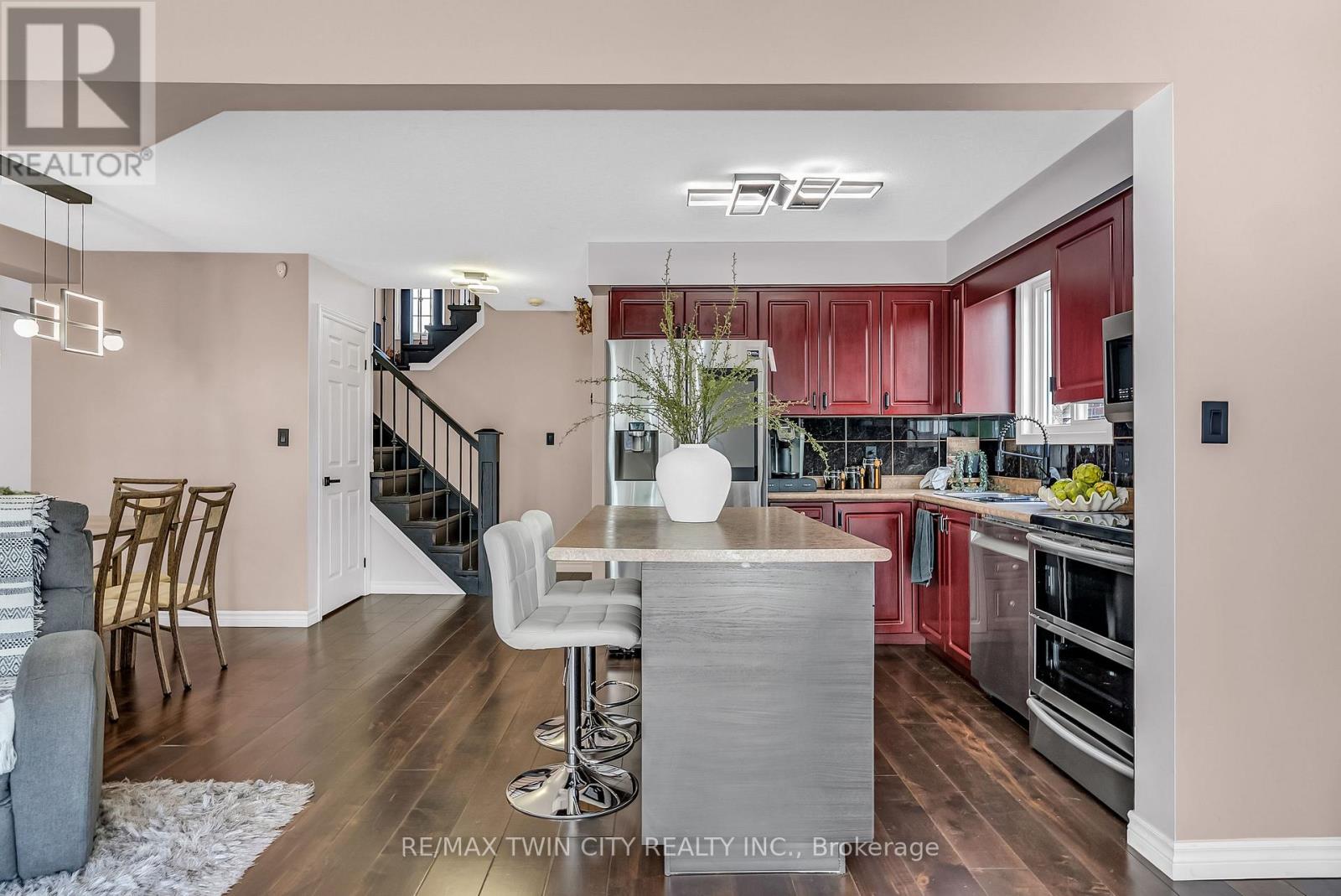 193 Mountain Laurel Crescent, Kitchener, ON photo 7