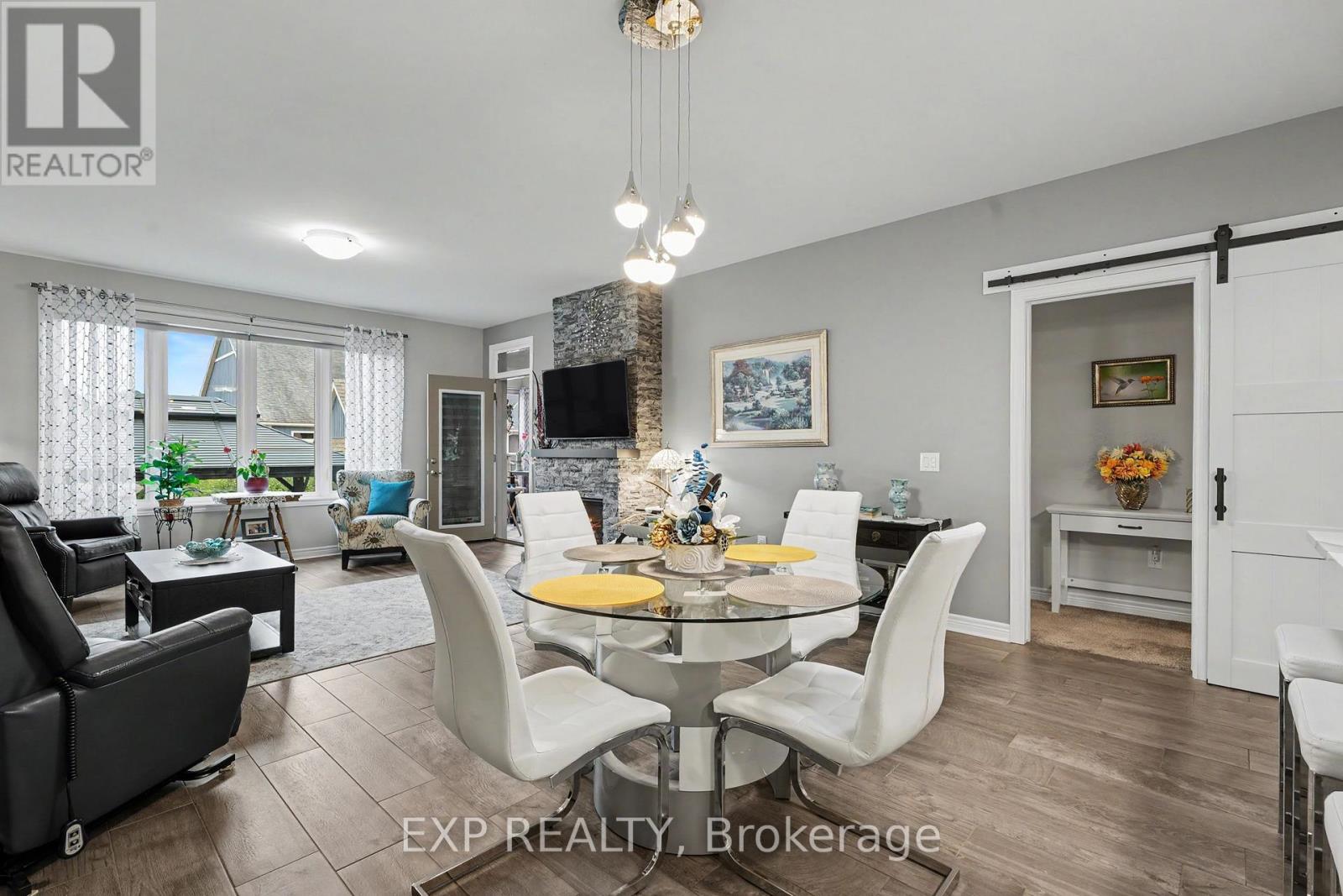 49 CAMPBELL STREET - 16