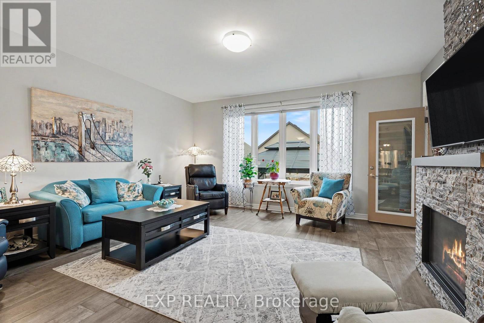 49 CAMPBELL STREET - 18