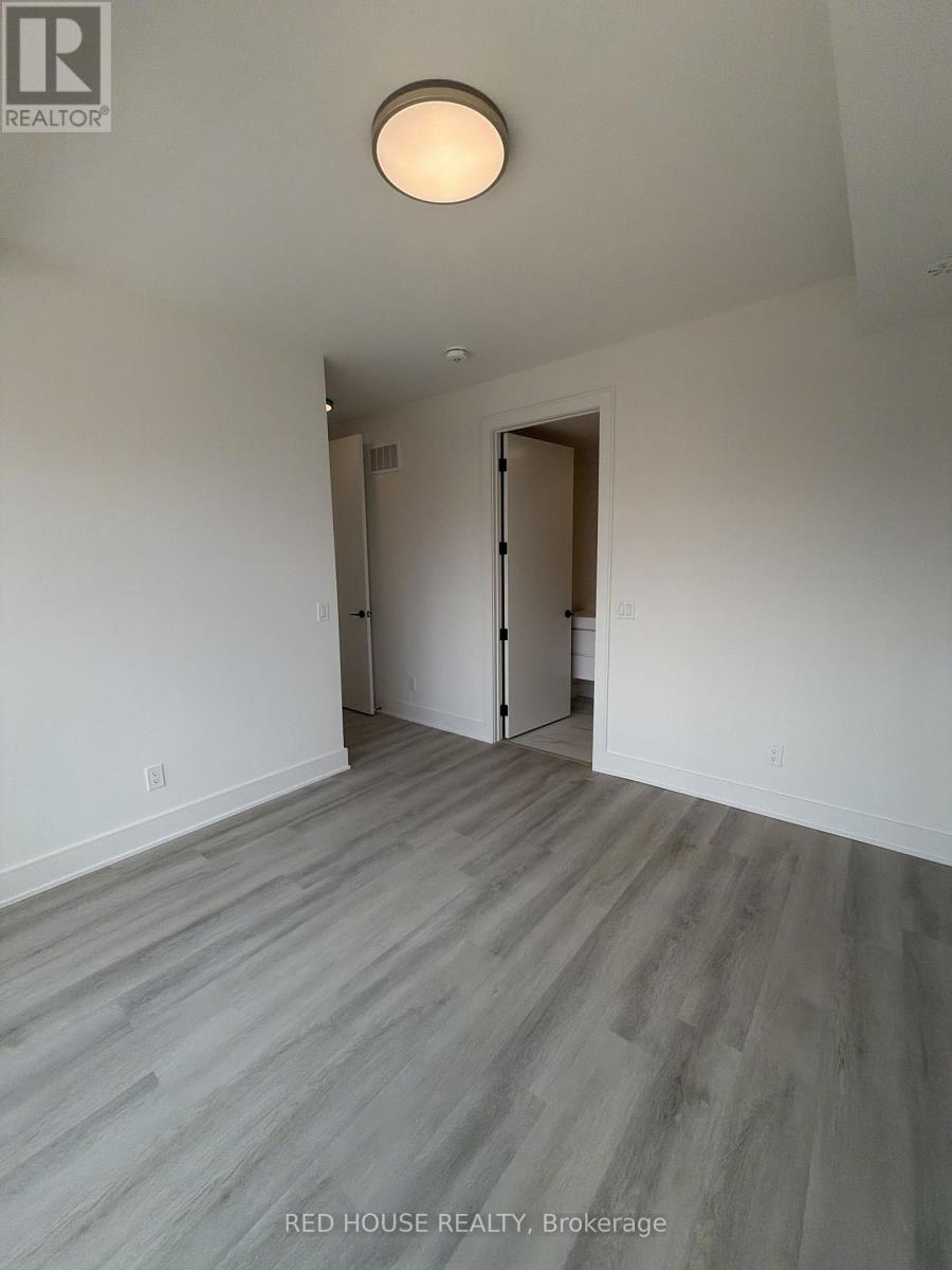 41 Everett Common — photo 28