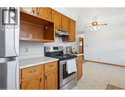 Eat in kitchen - 17 Richardson Drive, Port Dover, ON N0A1N4 Photo 11