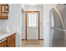 4pc Bathroom - 17 Richardson Drive, Port Dover, ON N0A1N4 Photo 6