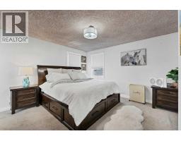 8 Ross View Bay Se, Medicine Hat, AB T1B3H9 Photo 22