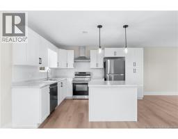 310 MacCoun Street, photo 8