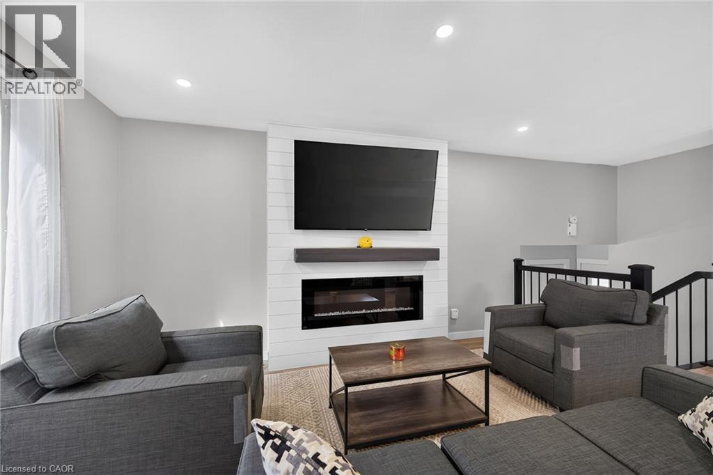 15 MILLER Crescent, Simcoe — photo 9