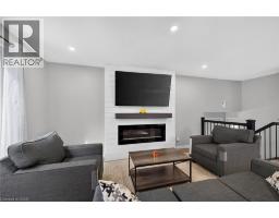 Living room - 15 Miller Crescent, Simcoe, ON N3Y4P9 Photo 9