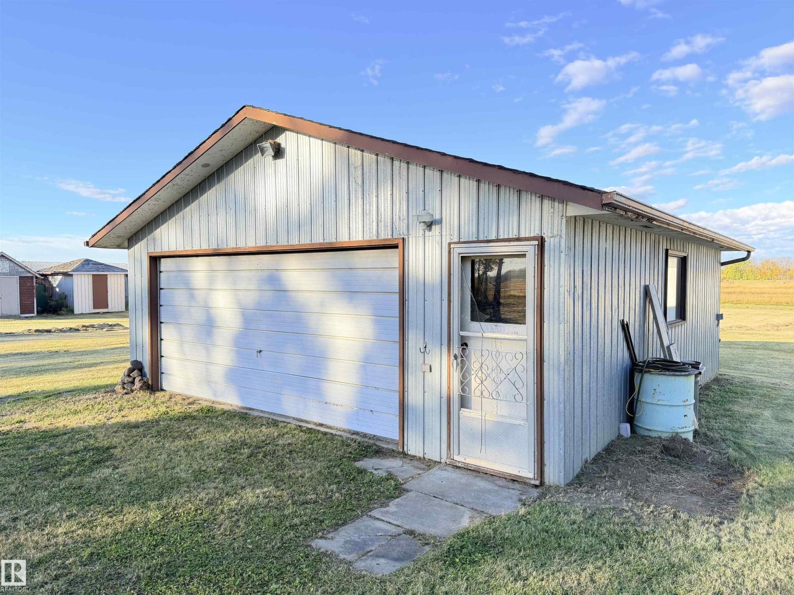 60510 RGE RD 232 - 3