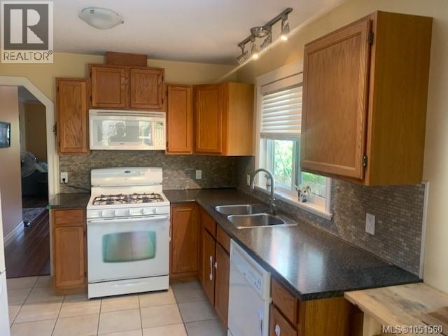 702 Hamilton Ave - 5