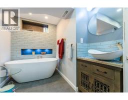 52 Windermere Road SW - photo 22
