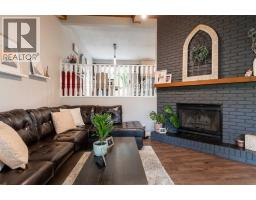 49 Iroquois Crescent W, Lethbridge, AB T1K5J3 Photo 9