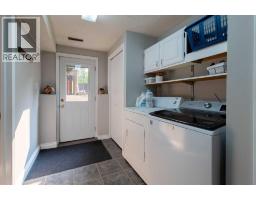 49 Iroquois Crescent W, Lethbridge, AB T1K5J3 Photo 32