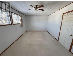 25 Gillanders Rd, Elliot Lake, ON P5A1W4 Photo 23