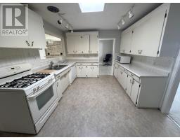25 Gillanders Rd, Elliot Lake, ON P5A1W4 Photo 21