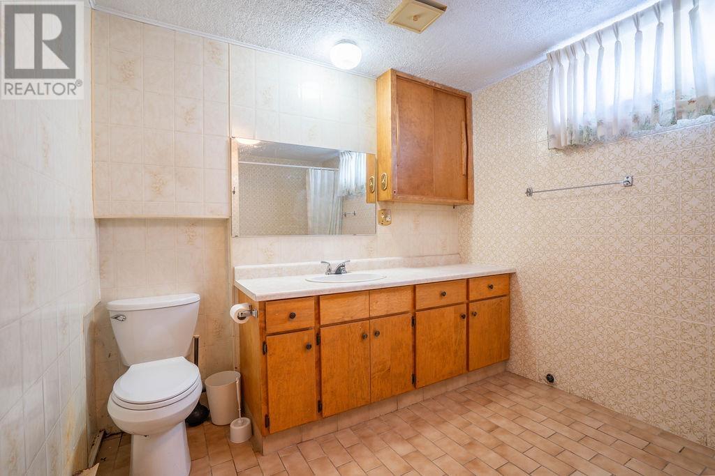 285 Spadina AVE - 31