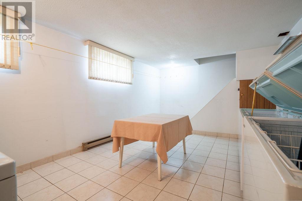 285 Spadina AVE - Image 34