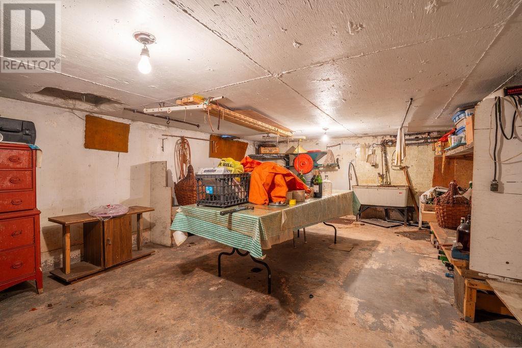 285 Spadina AVE - 36