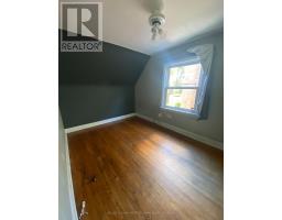 32 Amesbury Drive, Toronto, ON M6M4H4 Photo 8