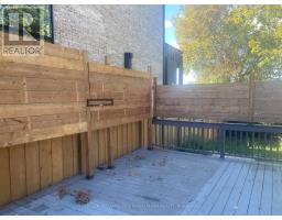 32 Amesbury Drive, Toronto, ON M6M4H4 Photo 13