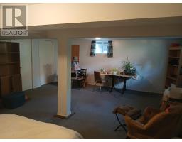 20 Gillanders Rd, Elliot Lake, ON P5A1W3 Photo 15
