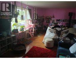 20 Gillanders Rd, Elliot Lake, ON P5A1W3 Photo 8