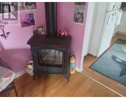 20 Gillanders Rd, Elliot Lake, ON P5A1W3 Photo 9