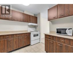212 6420 Buswell Street, Richmond, BC V6Y2E9 Photo 6