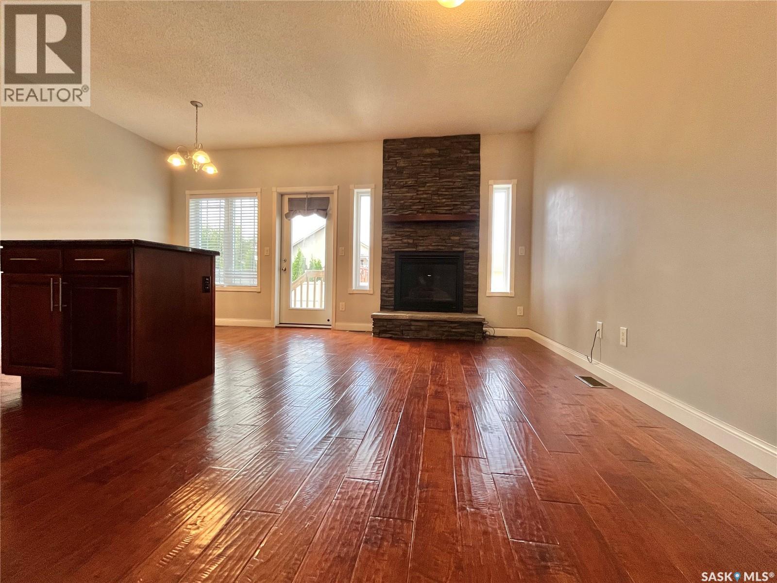 #38 McKenzie LANE - Image 7
